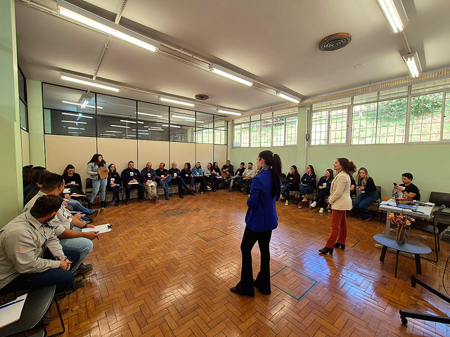 Programa de Desenvolvimento de Líderes Executivos 2025 - Módulo II concluído com sucesso